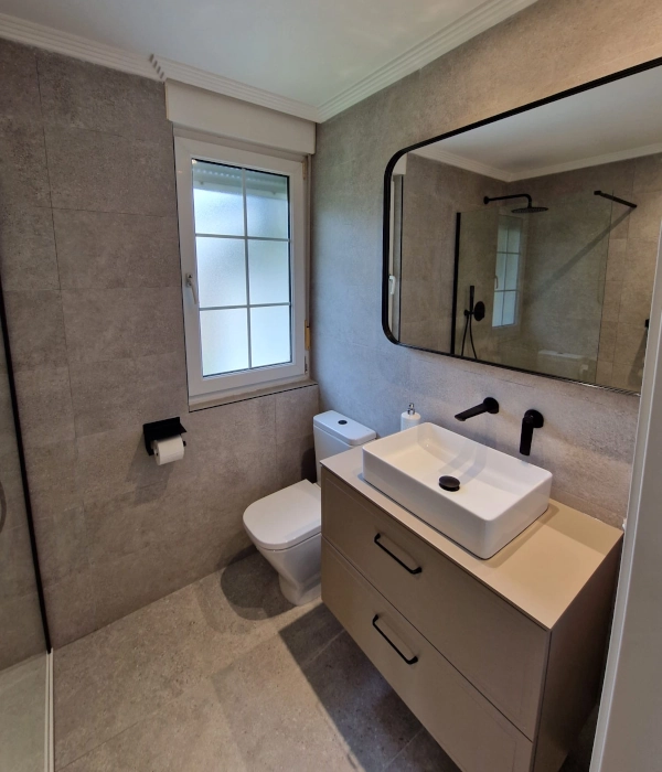proyectos comercial pocholo baño piedra 02