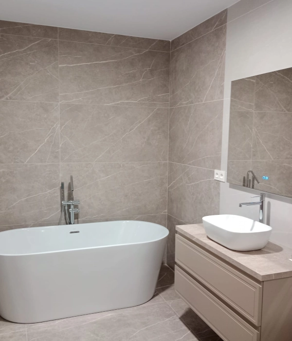 proyectos comercial pocholo baño porcelana 01